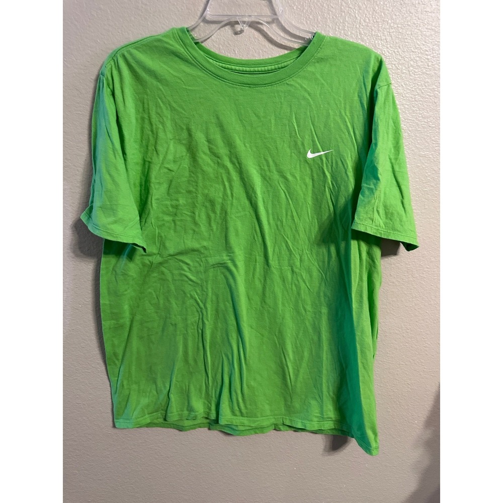 Nike THE NIKE TEE Athletic Cut XL Green T Shirt Mens